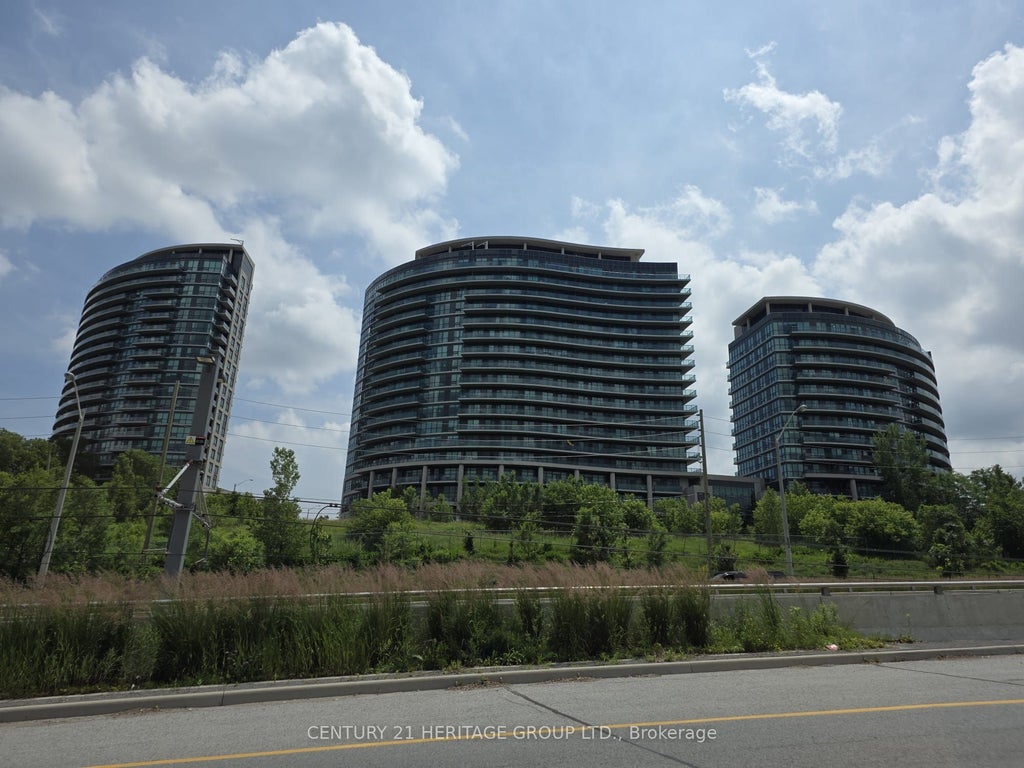 Photo of 35 Brian Peck Crescent #805, Toronto, ON M4G 0A5 (MLS # C14097040)