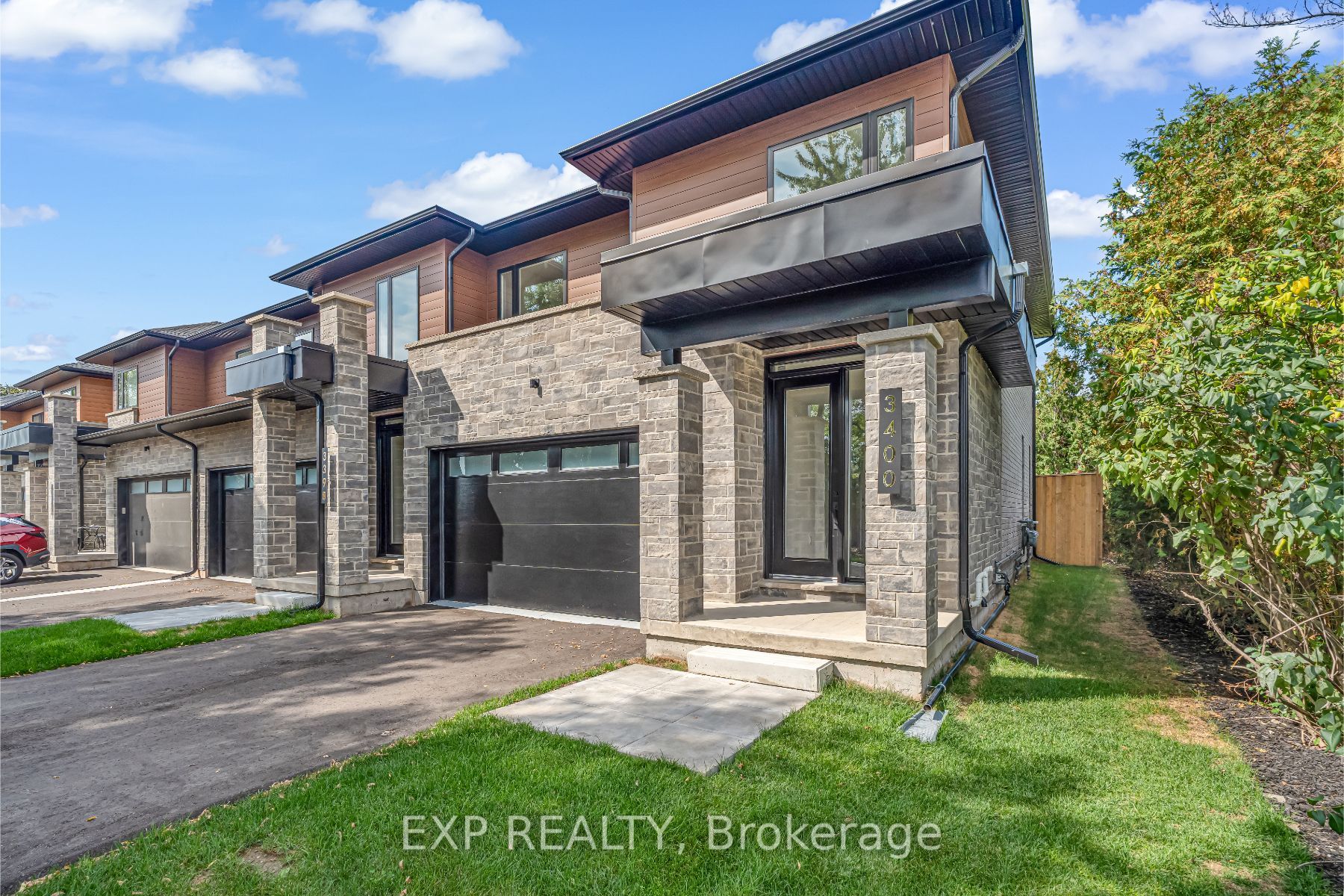 2154 Walkers Line 1