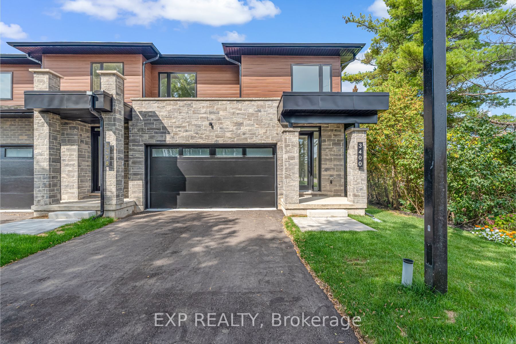2154 Walkers Line 1