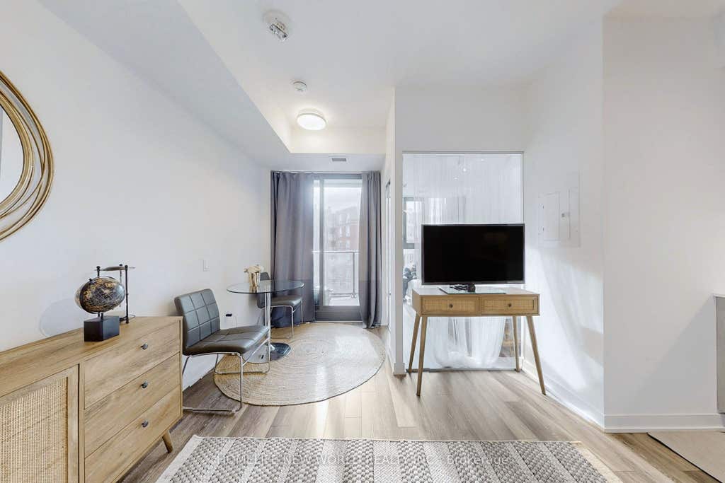 Photo of 250 Lawrence Avenue W #518, Toronto, ON M5M 1B2 (MLS # C13642826)
