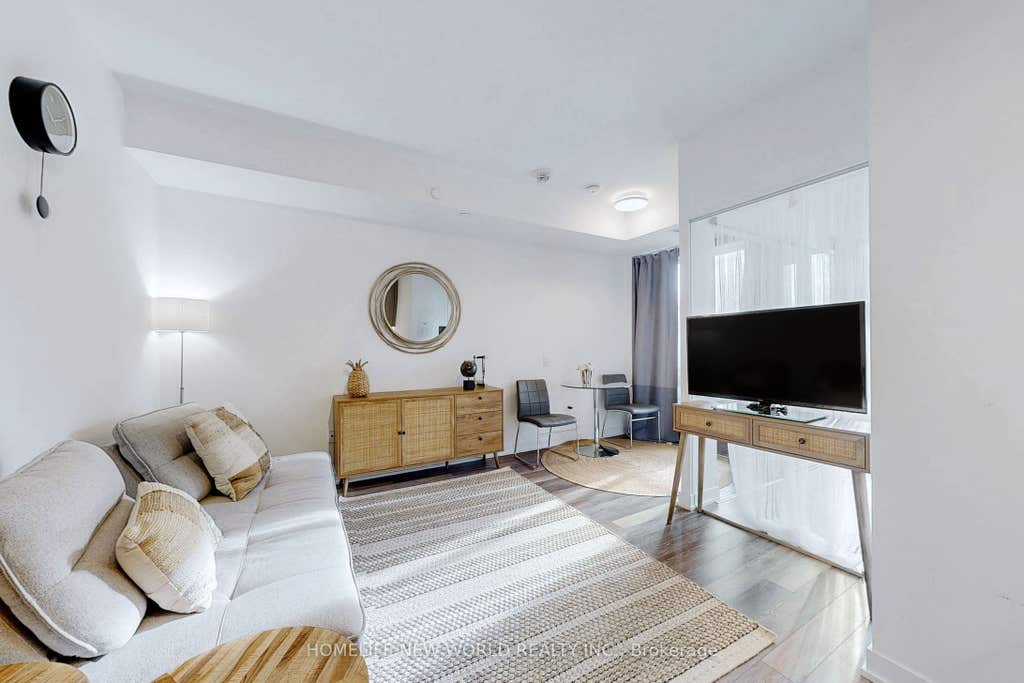 Photo of 250 Lawrence Avenue W #518, Toronto, ON M5M 1B2 (MLS # C13642826)