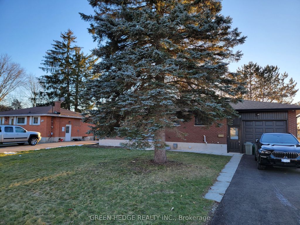 Photo of 34 Stanley Avenue, Kitchener, ON N2K 1C5 (MLS # X13093784)