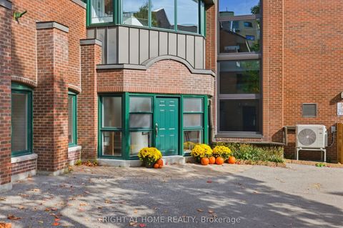 Photo of 135 Springfield Road #21, New Edinburgh - Lindenlea, ON K1M 1C5 (MLS # X12470953)