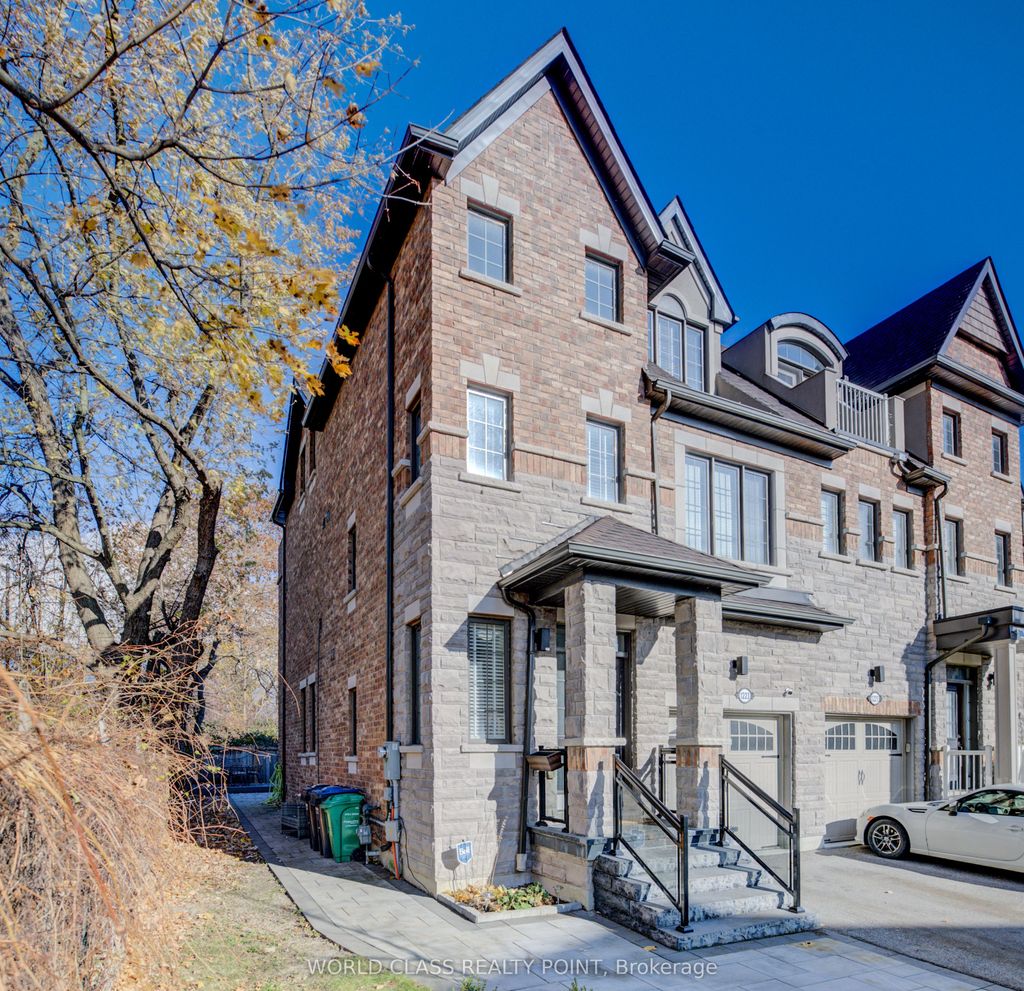 Photo of 1223 Owls Head Road, Mississauga, ON L5E 0A6 (MLS # W12791796)