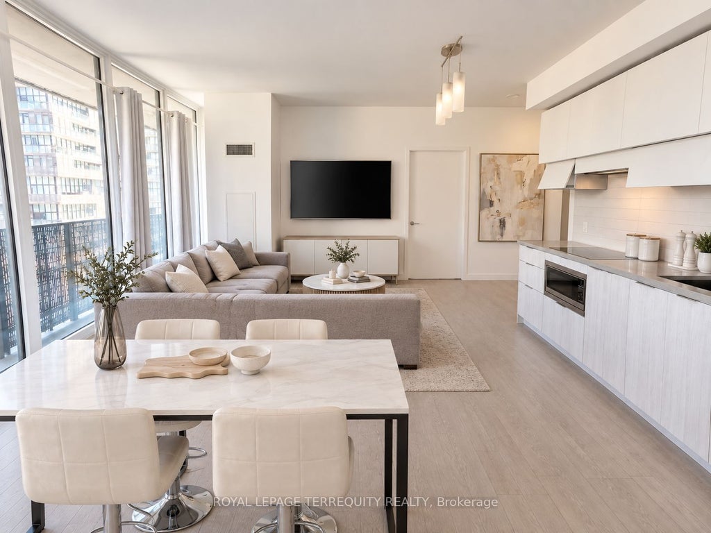 Photo of 8 Eglinton Avenue E #505, Toronto, ON M4P 0C1 (MLS # C13864470)