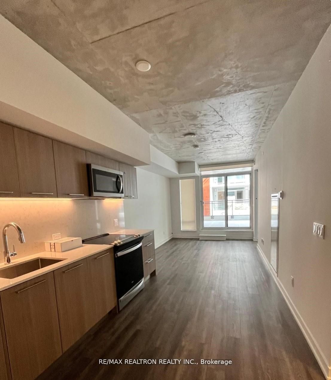 45 Baseball Place E 207