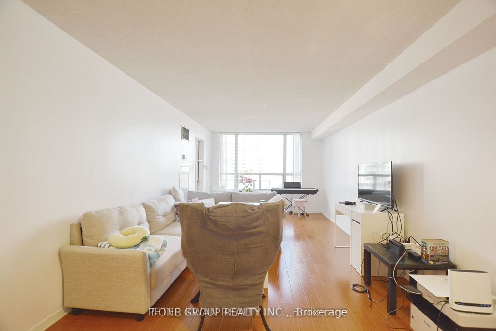 Photo of 100 Upper Madison Avenue #1005, Toronto, ON M2N 6M4 (MLS # C13218088)