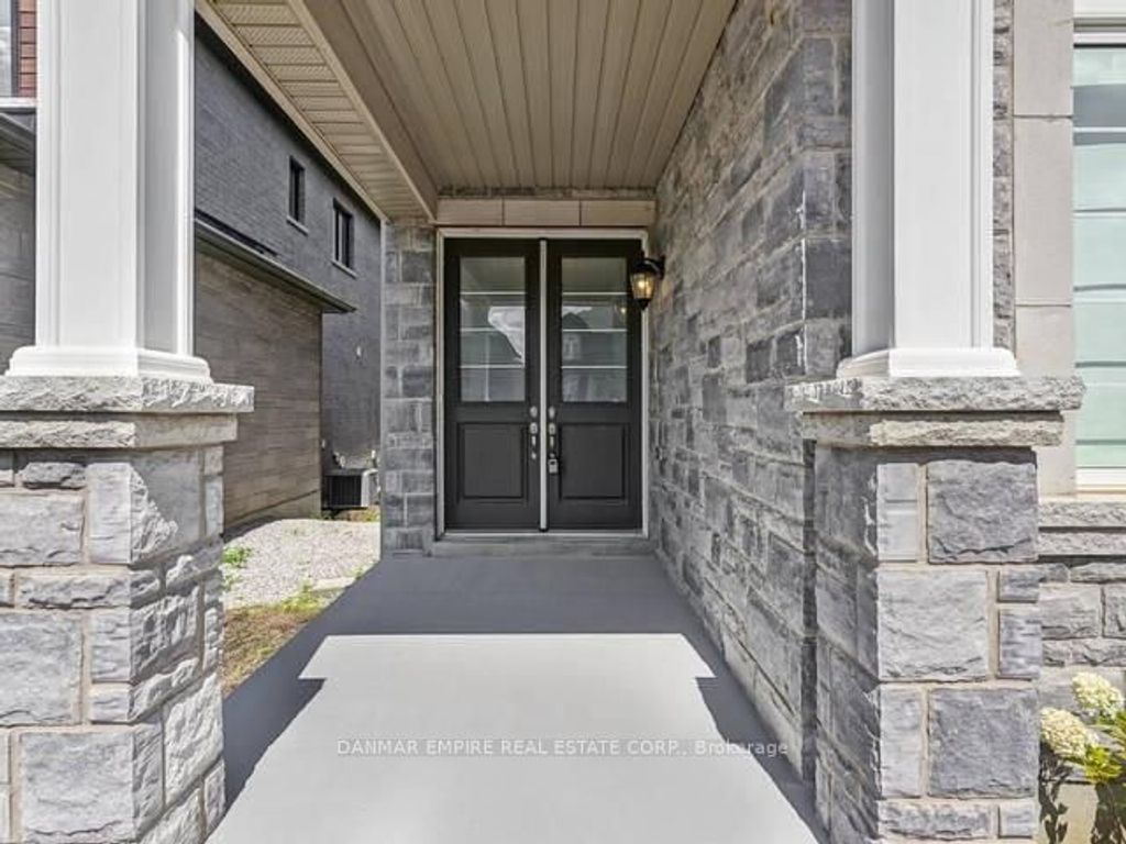 Photo of 43 Morrison Drive, Hamilton, ON L9K 0H8 (MLS # X13477360)