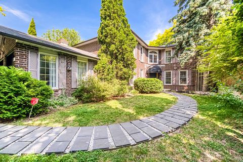 14 Julia Street Markham ON L3T 4R9