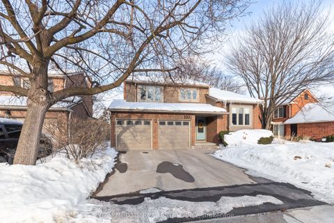 2332 Folkway Drive Mississauga ON L5L 3B6