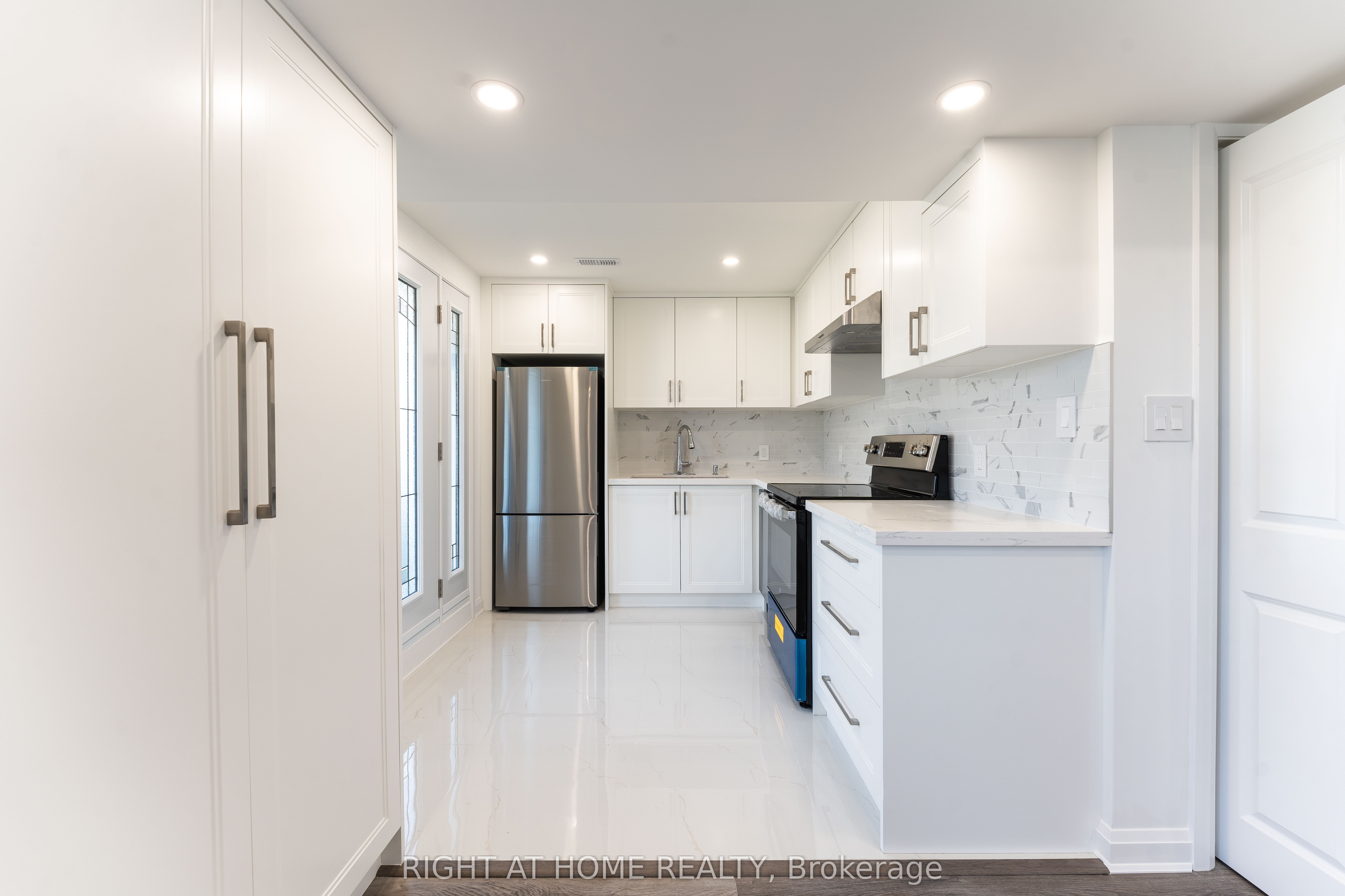 89 Alhart Street BSMT