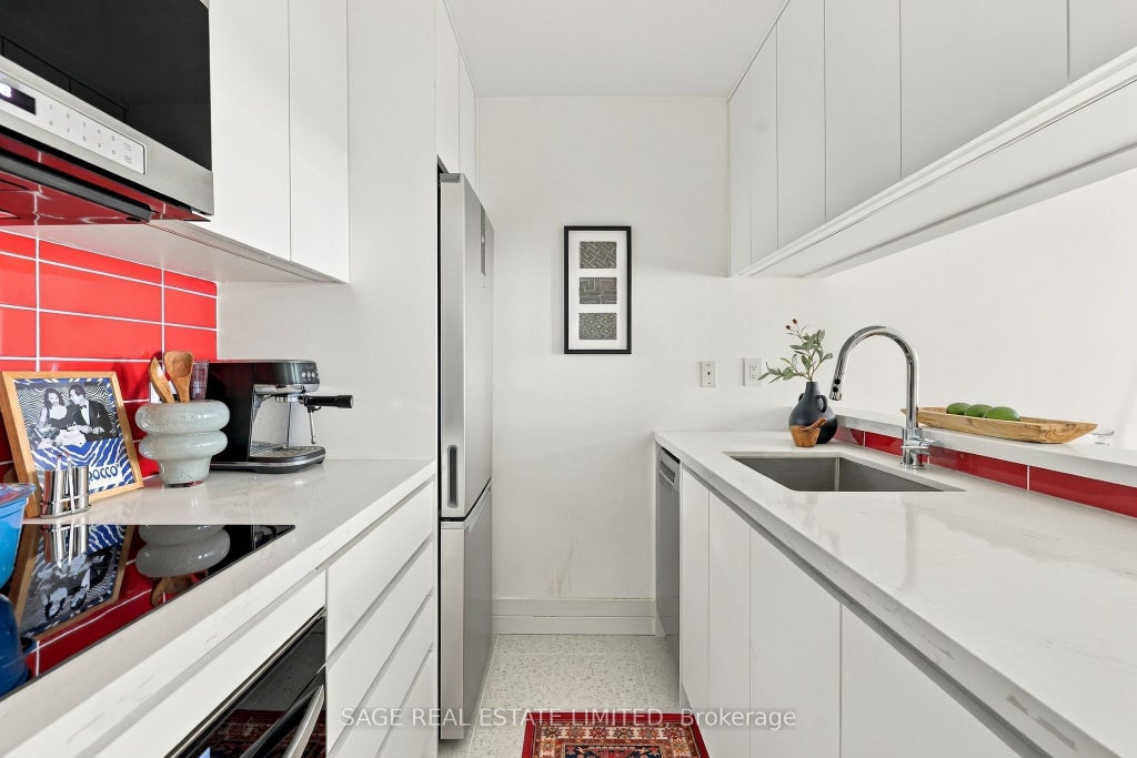 Photo of 222 The Esplanade N/A #313, Toronto, ON M5A 4M8 (MLS # C13818774)