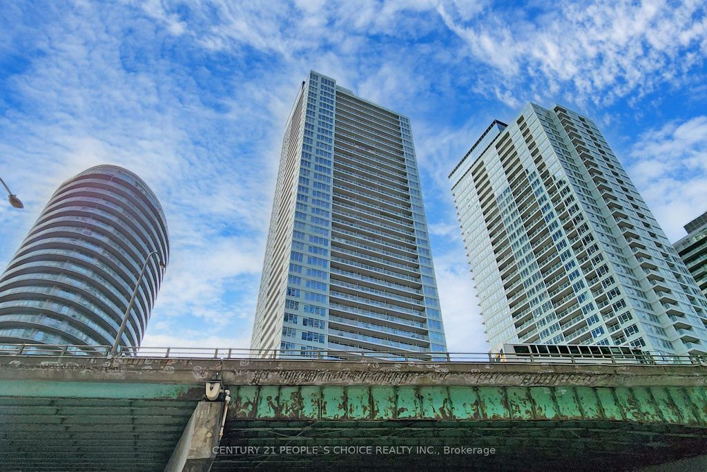 Photo of 17 Bathurst Street #1006, Toronto, ON M5V 0N1 (MLS # C12450839)