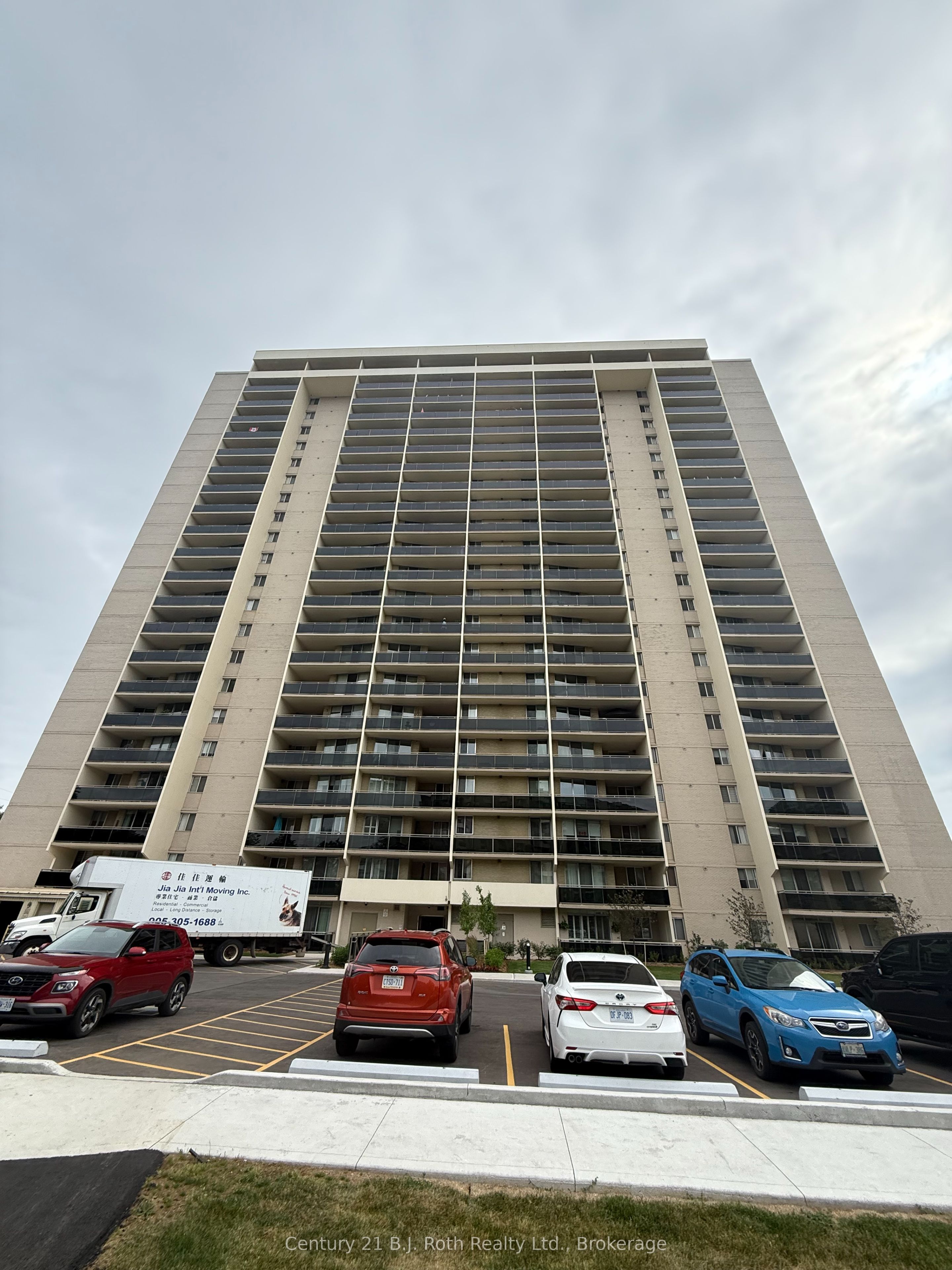 820 Burnhamthorpe Road 2107