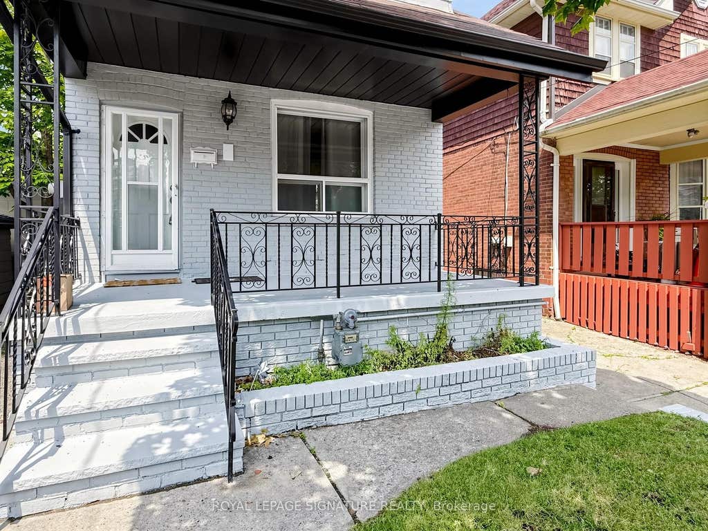 Photo of 8 Harris Avenue, Toronto, ON M4C 1P4 (MLS # E13617686)