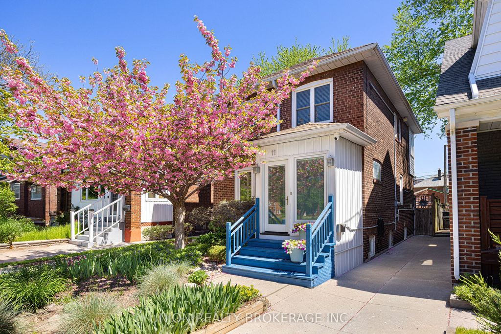 Photo of 11 Avonlea Boulevard, Toronto, ON M4C 5E4 (MLS # E13169748)