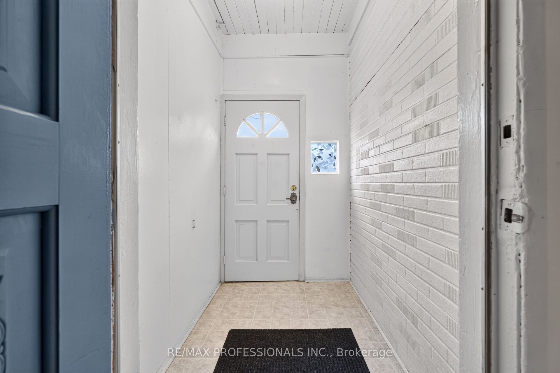 262 Melrose Street