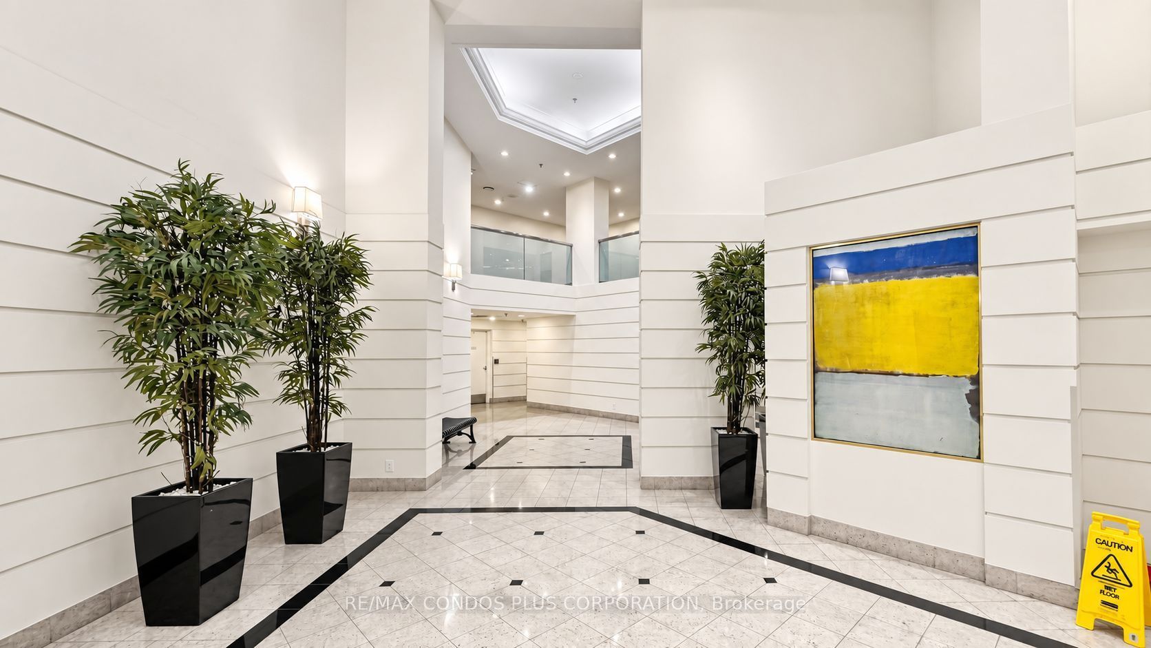 717 Bay Street 702