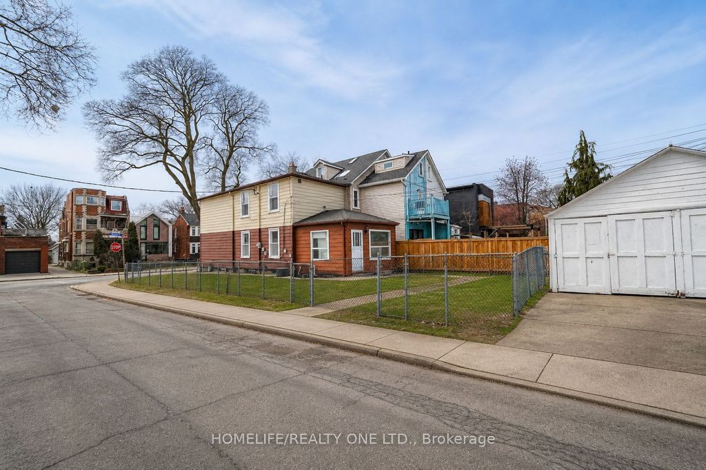 Photo of 104 Benson Avenue, Toronto, ON M6G 2J1 (MLS # C13001630)
