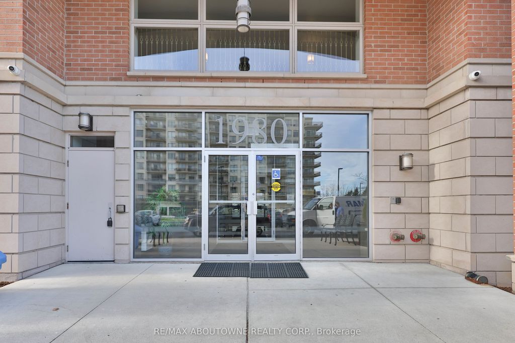 Photo of 1980 Imperial Way #509, Burlington, ON L7L 0E7 (MLS # W12594910)