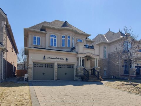 38 Gracedale Drive Richmond Hill ON L4C 0Y3