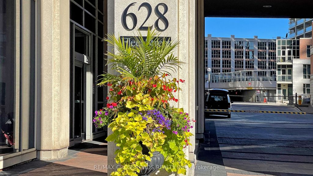 Photo of 628 Fleet Street #927, Toronto, ON M5V 1A8 (MLS # C12792416)