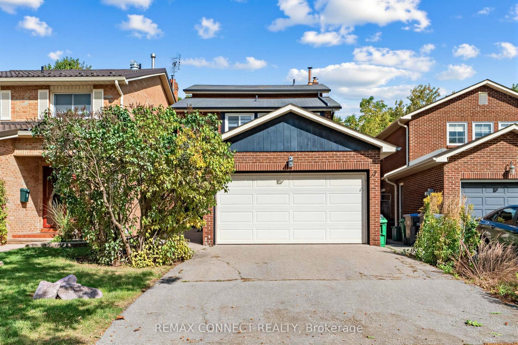 Photo of 4199 Trellis Crescent, Mississauga, ON L5L 2M1 (MLS # W13886192)