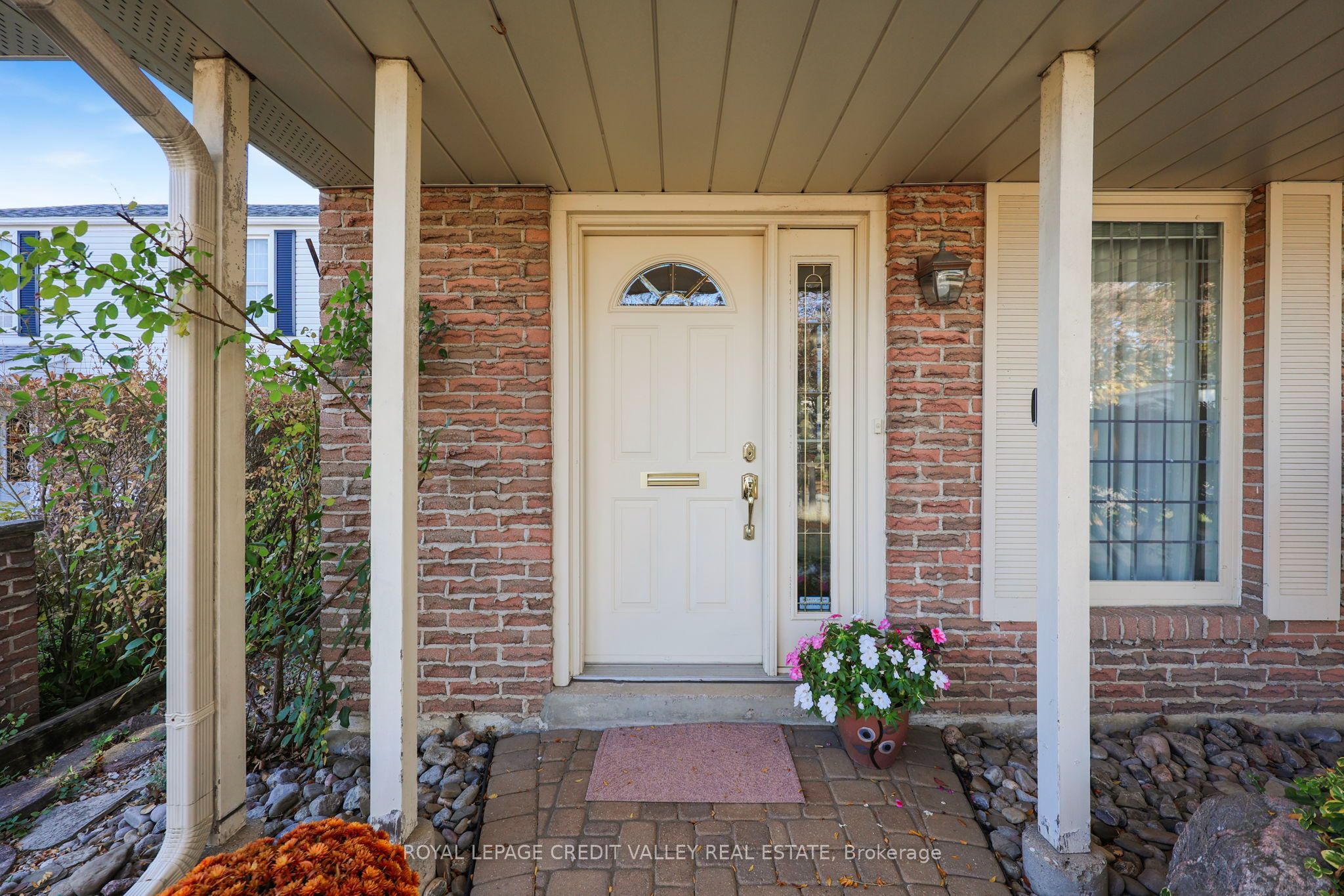 30 Parkview Place