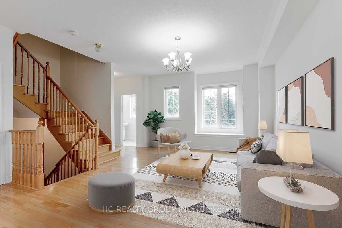 15 Old Colony Road 106