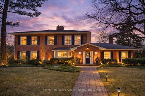 1335 Cambridge Drive Oakville ON L6J 1S4