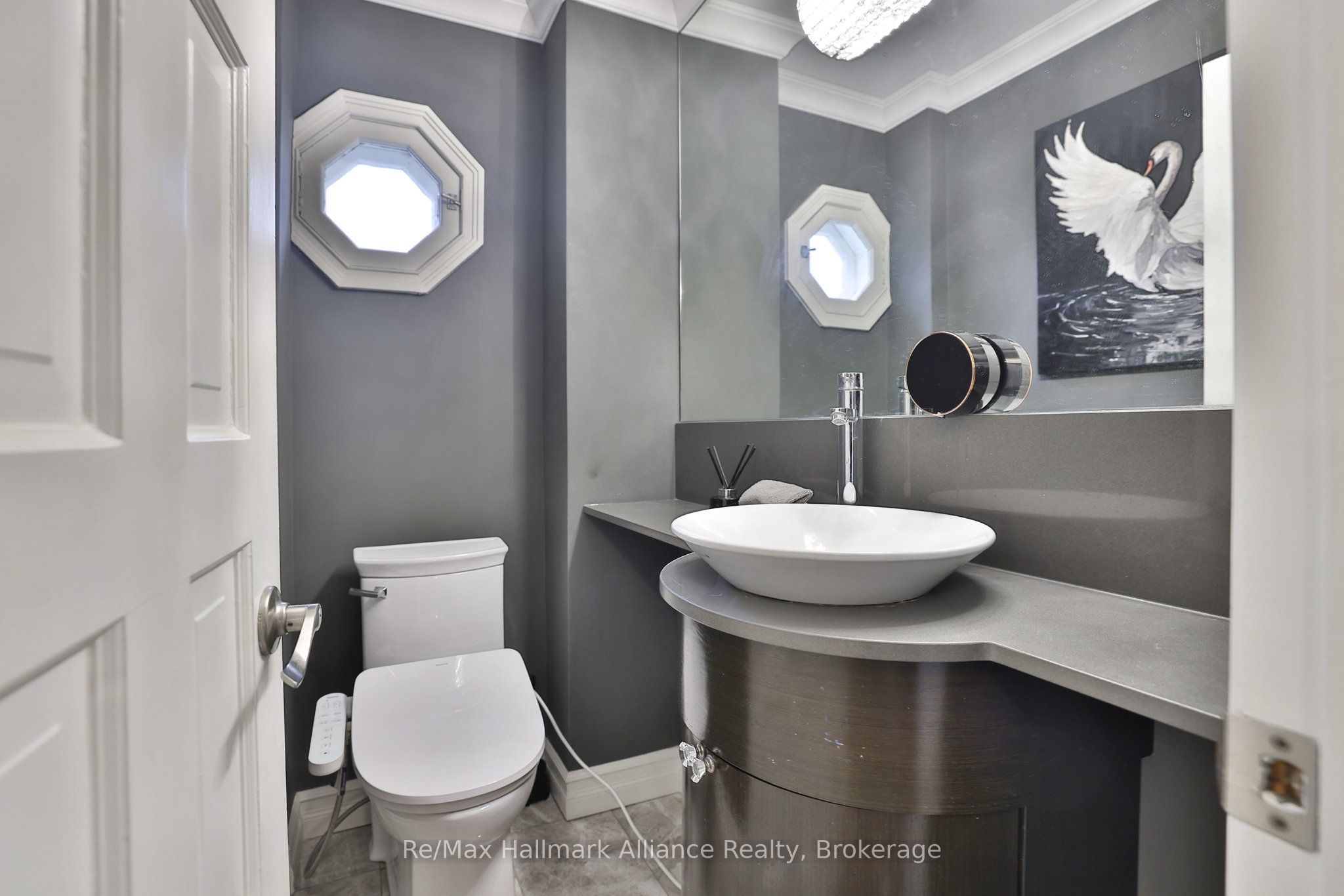 1335 Cambridge Drive