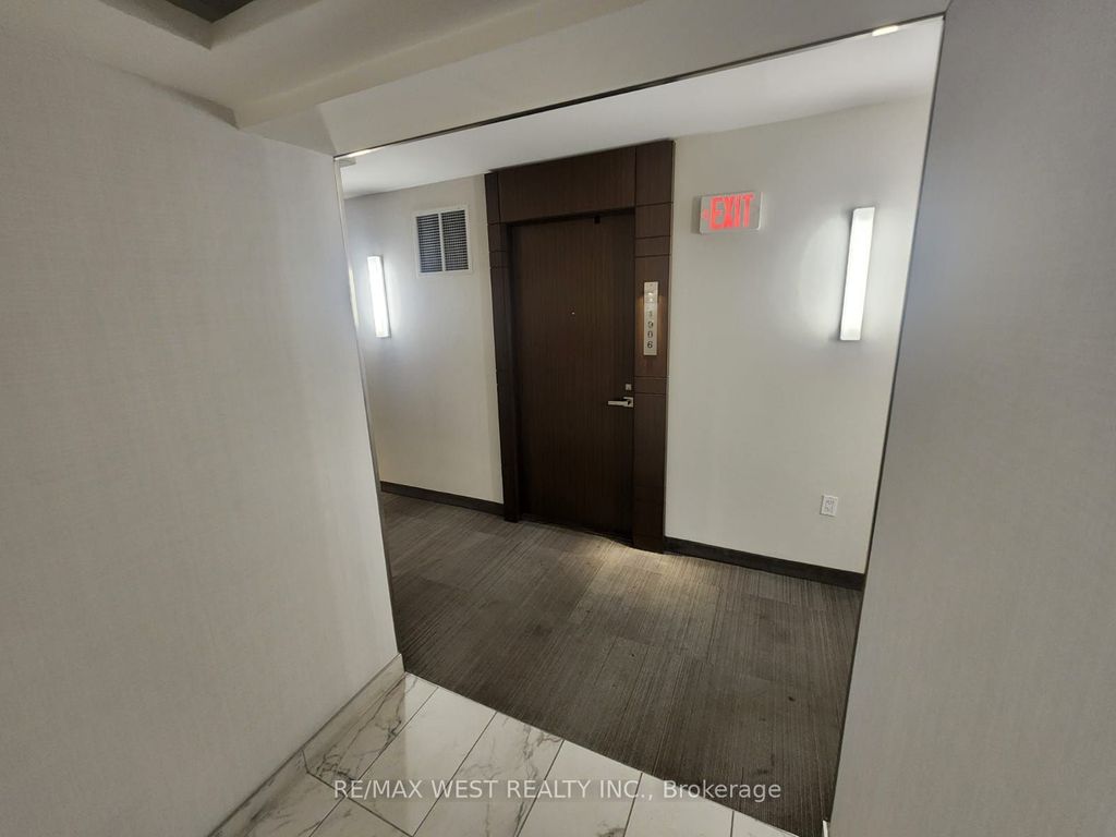 Photo of 1 The Esplanade Avenue #1906, Toronto, ON M5E 0A8 (MLS # C11990369)
