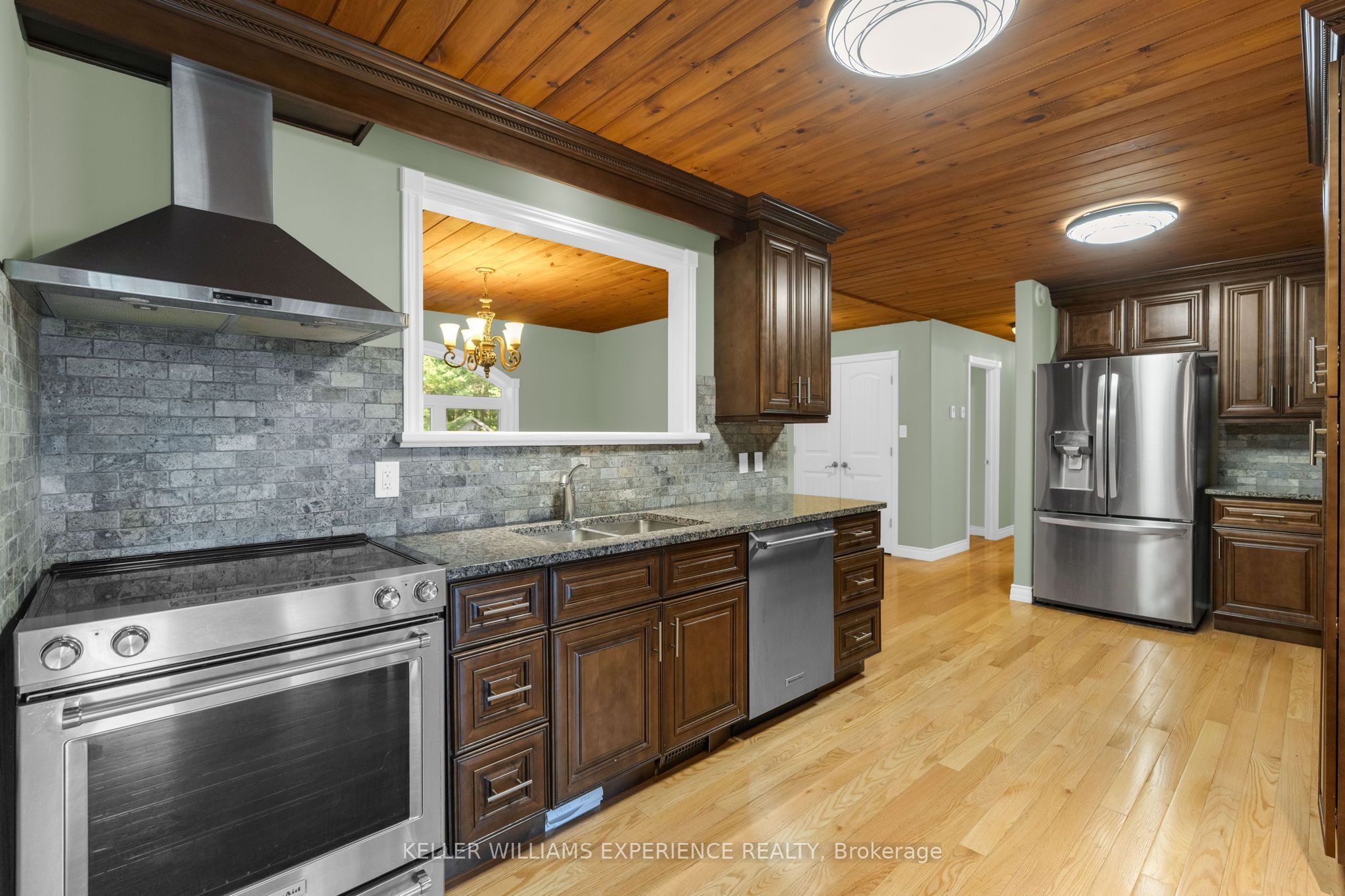 229 Sunnidale Road
