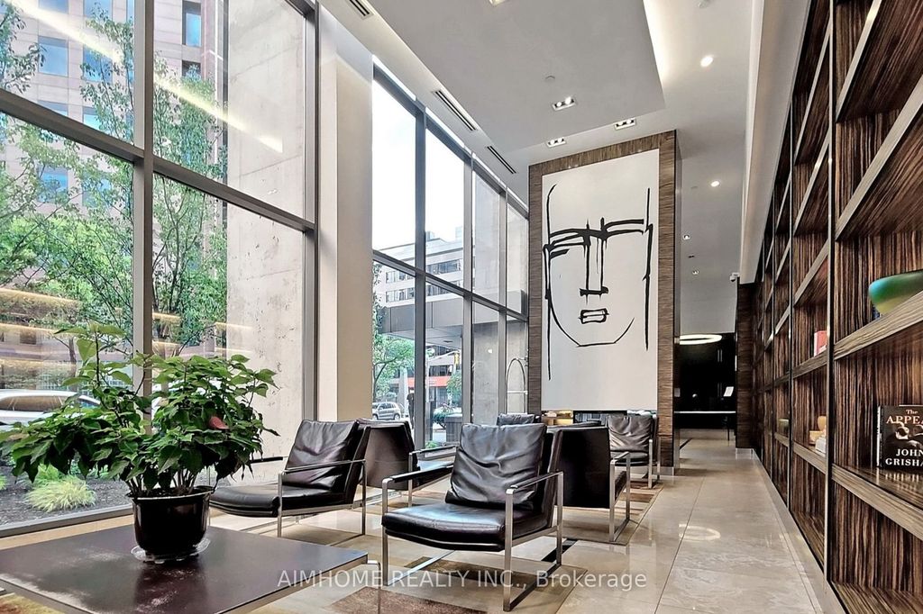 Photo of 38 Grenville Street #1604, Toronto, ON M4Y 1A5 (MLS # C13418598)