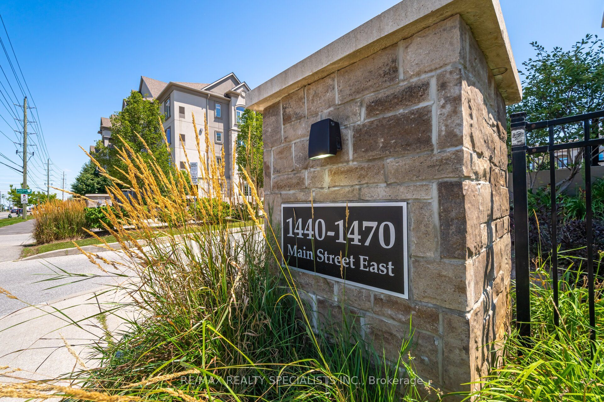 1460 Main Street E 107