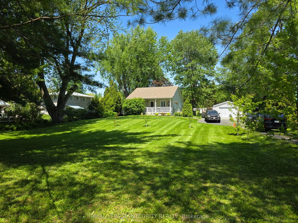 Photo of 19825 Loyalist Road, South Glengarry, ON K0C 2J0 (MLS # X13219768)
