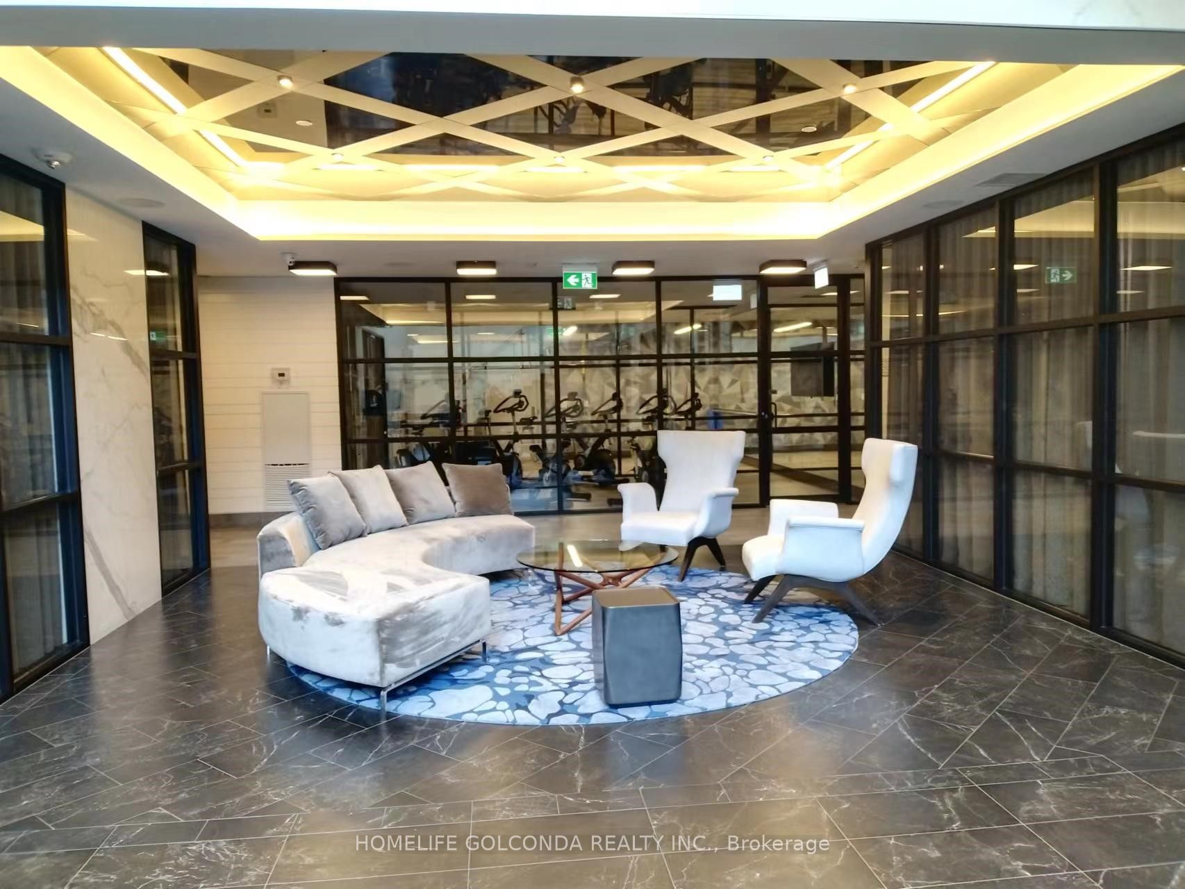 55 Merchants' Wharf Street 324