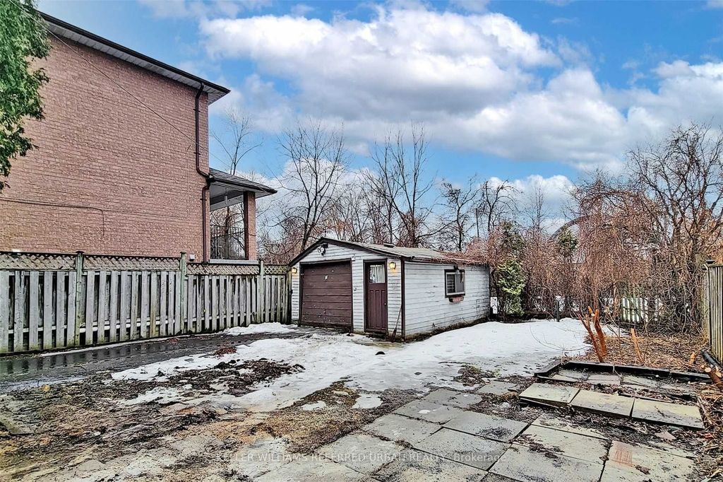 Photo of 38 Hilldale Road, Toronto, ON M6N 3Y2 (MLS # W12799750)
