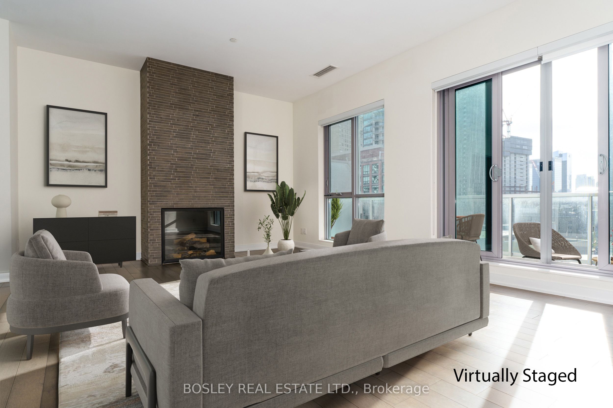 55 Front Street E PH1203