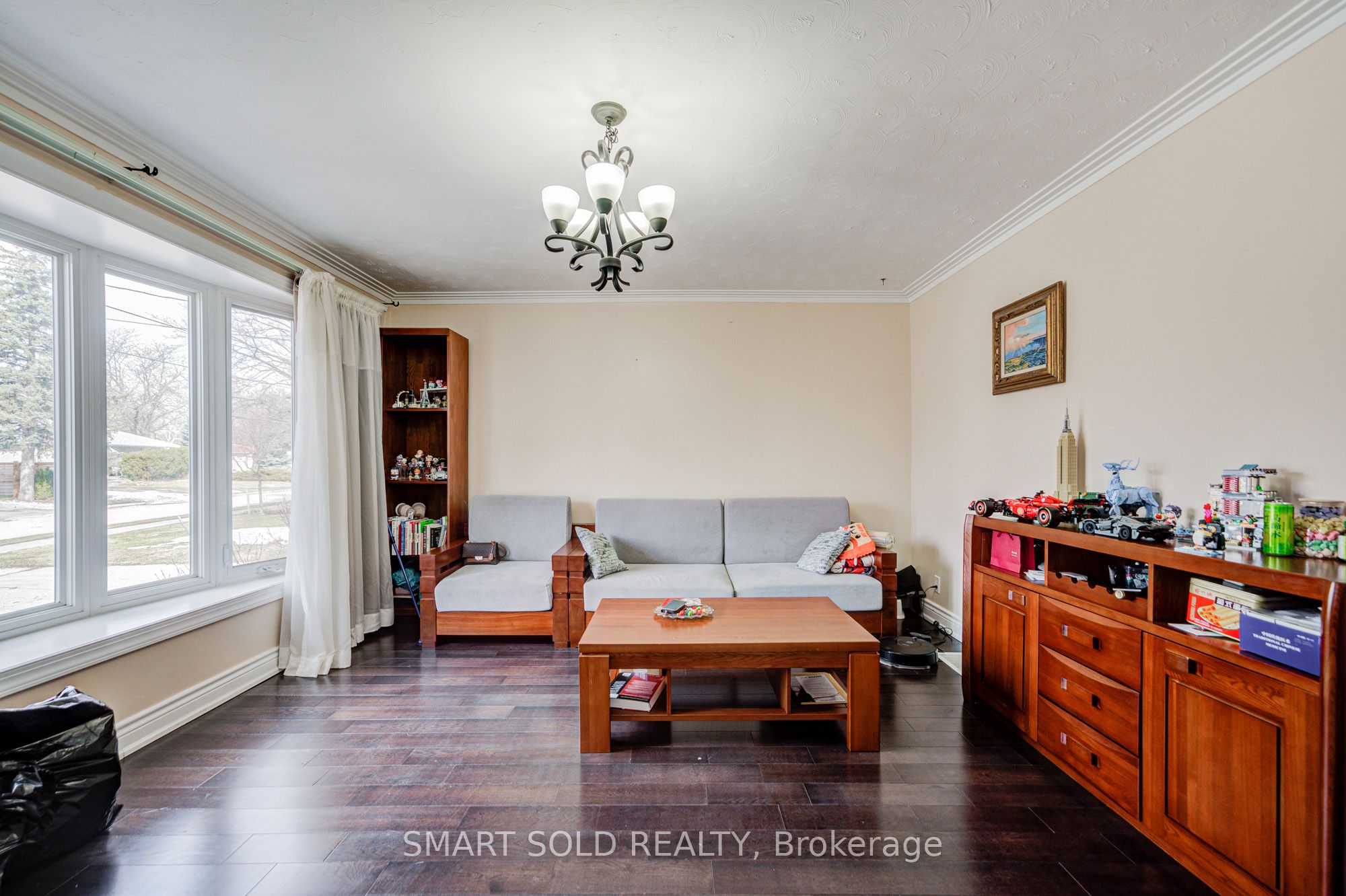 Main 438 Marybay Crescent