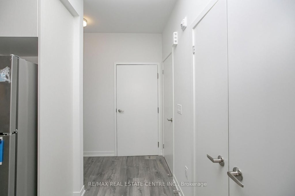 Photo of 3556 Colonial Drive #4, Mississauga, ON L5L 5T3 (MLS # W13870074)