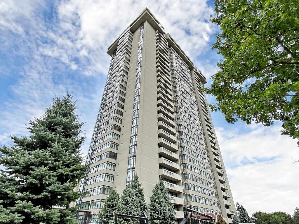 Photo of 1555 Finch Avenue E #102, Toronto, ON M2J 4X9 (MLS # C14109634)