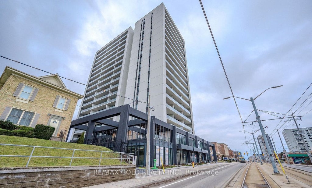 Photo of 741 King Street #1302, Kitchener, ON N2G 0E9 (MLS # X14099608)