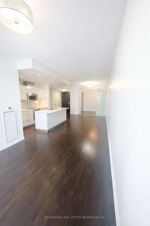 90 parklawn Road Toronto ON M8Y 0B6