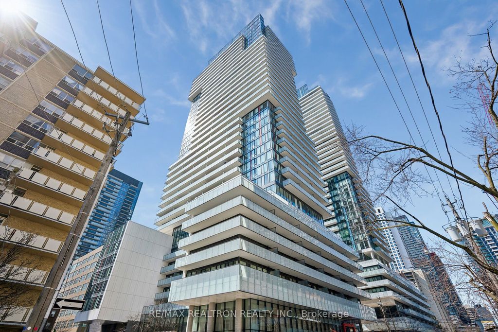 Photo of 185 Roehampton Avenue #1212, Toronto, ON M4P 1R4 (MLS # C12975980)