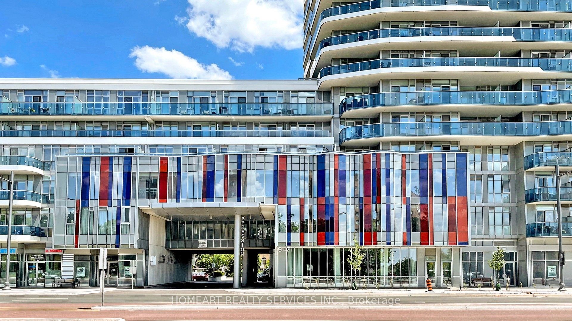9471 Yonge Street E 1204