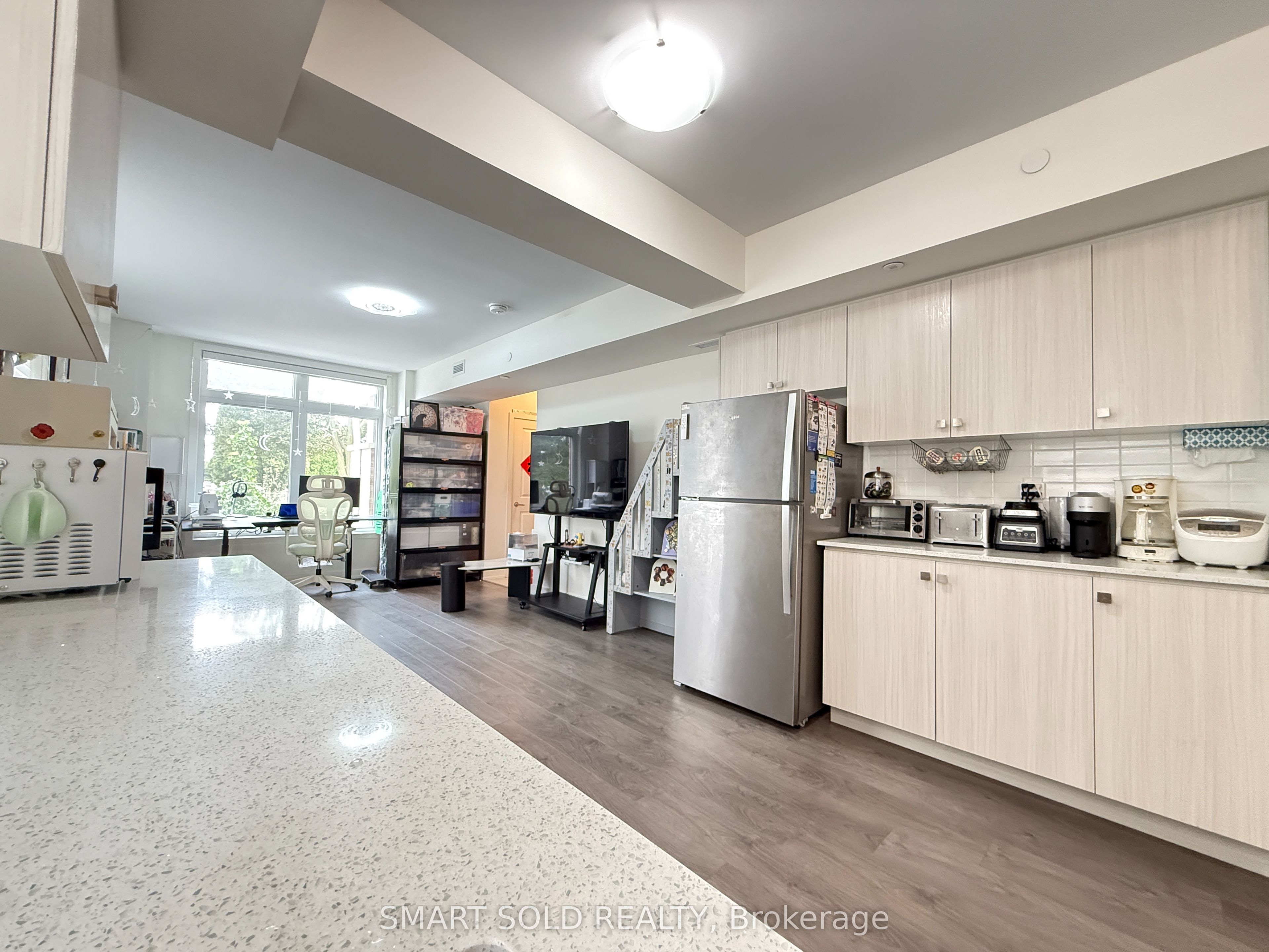 58 Elizabeth Street S 2201