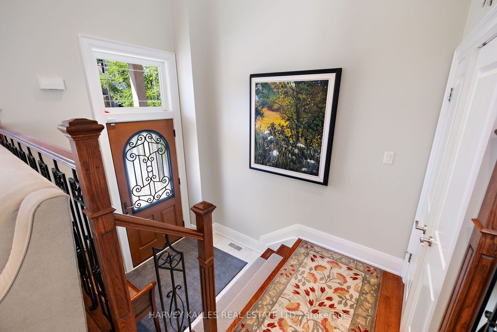 Photo of 487 Spadina Road, Toronto, ON M5P 2W6 (MLS # C12422360)