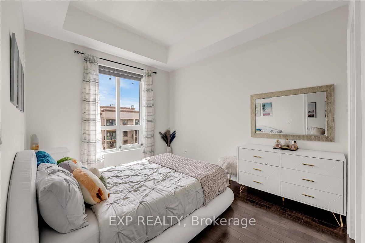2486 Old Bronte Road 819