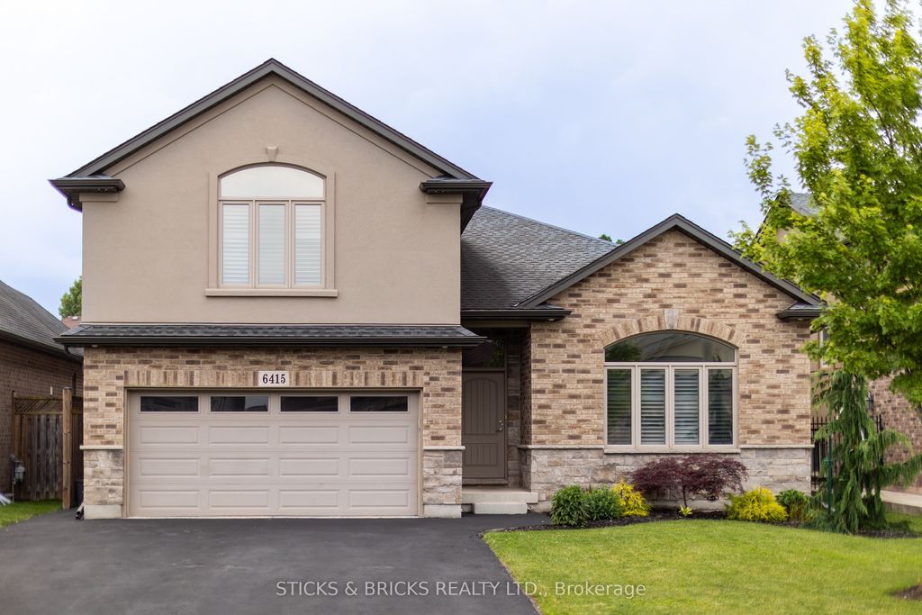 Photo of 6415 Christopher Crescent, Niagara Falls, ON L2H 0B3 (MLS # X13498370)